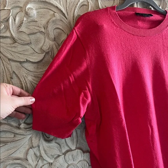 Ann Taylor Short Sleeved Sweater - Picture 3 of 6